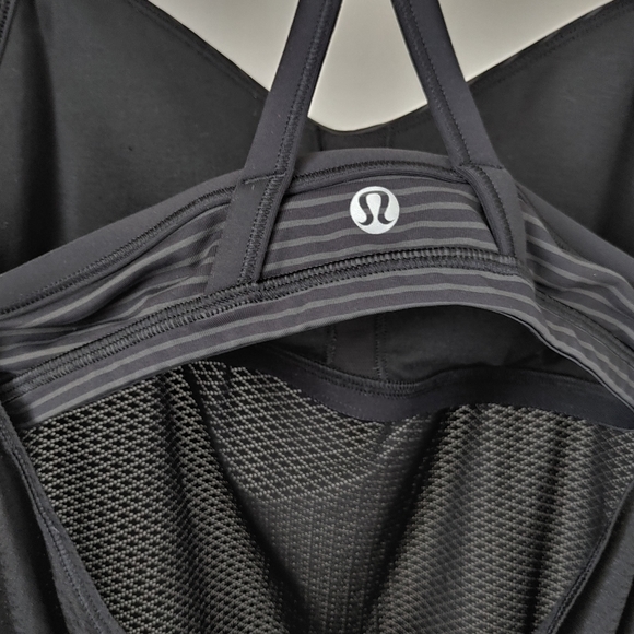 NWOT Lululemon C.Y.B Tank Black Hyper Stripe Size 4 - Picture 14 of 16